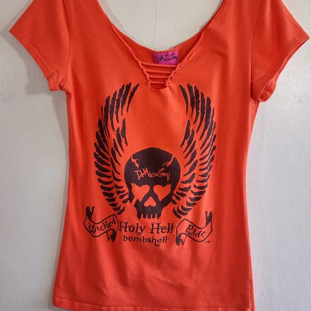 DeMi Loon Biker 'Holy Hell Bombshell Skull Women's T-Shirt Cut-Out  Medium - Picture 3 of 6